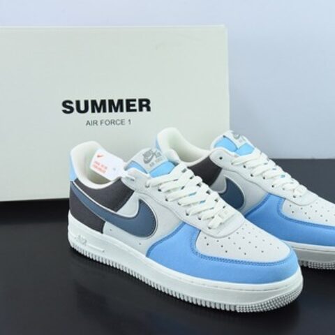 NK Air Force 1 '07  浅蓝布面空军一号低帮休闲板鞋 货号：DG2296-024