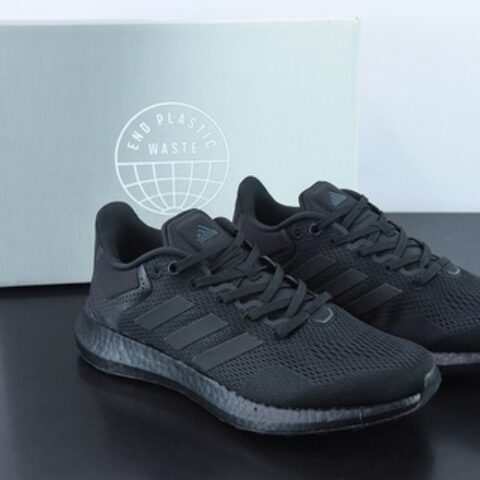 阿迪达斯 Pureboost 21 PB21代  爆米花大底 运动休闲跑步鞋 货号：GY5095
