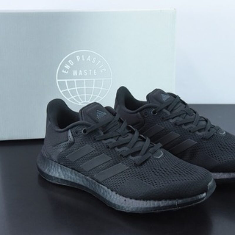 阿迪达斯 Pureboost 21 PB21代  爆米花大底 运动休闲跑步鞋 货号：GY5095