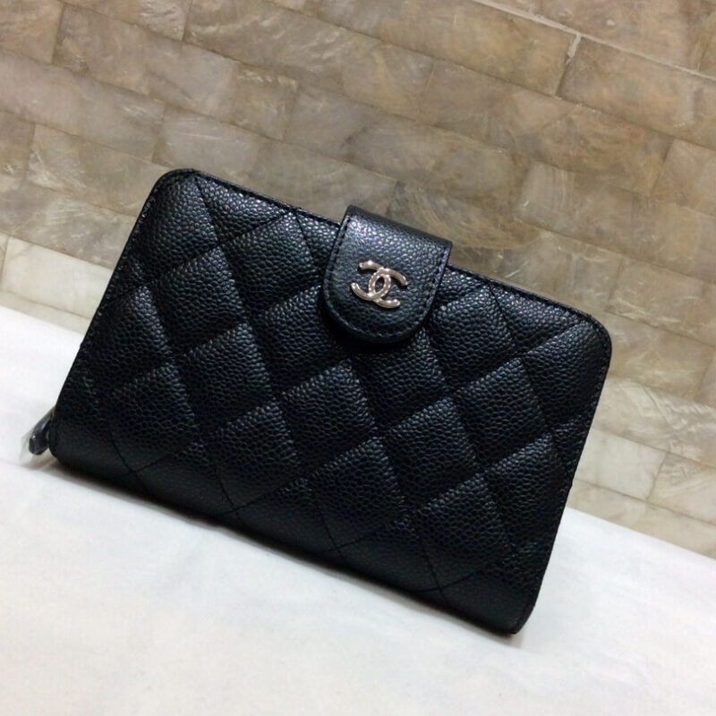 CHANEL 原单进口球纹牛皮短折钱夹 A48667黑色/银扣