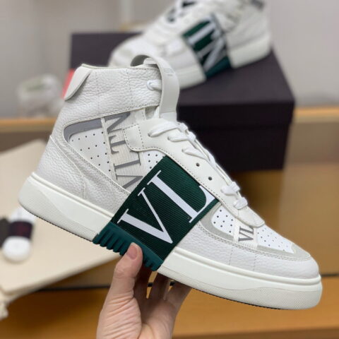 VALENTINO华伦天奴  六条橡胶效果VLTN logo绑带男女情侣款运动鞋