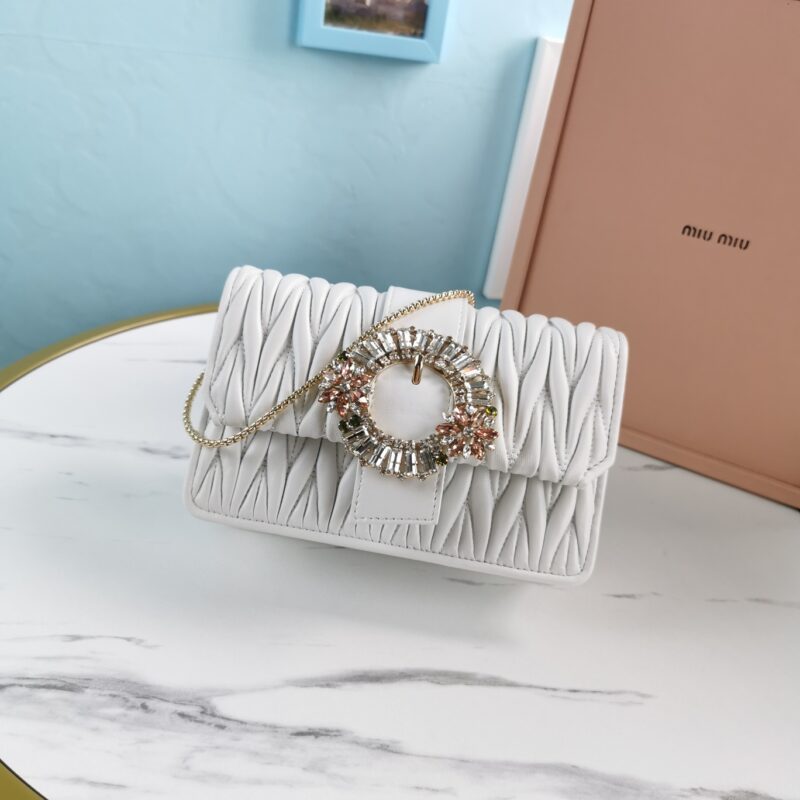 MIU MIU缪缪Matelasse顶级进口小羊皮圆环小雏菊钻扣单肩斜挎包5BH095