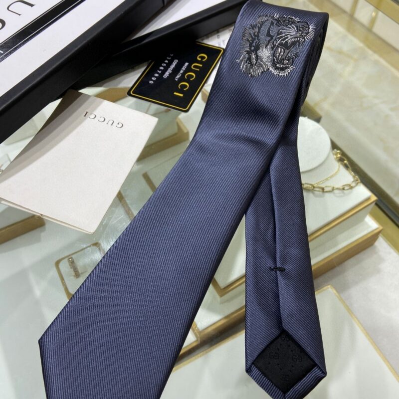 GUCCI古驰100%顶级提花真丝老虎图案领带