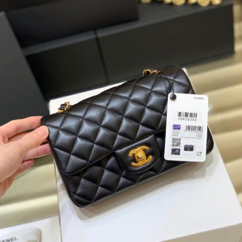 CHANEL 纯原厂CF 20CM 大Mini 经典款之Classic flap bag A01116黑色/金扣