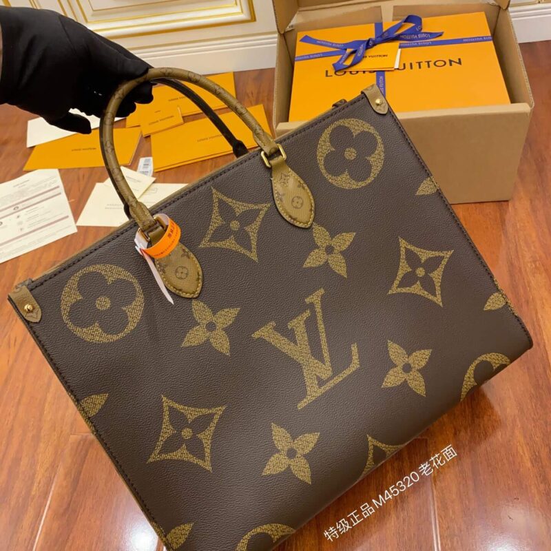 LV M45320 ONTHEGO GM TOTE