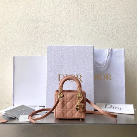 MICRO LADY DIOR BAG 超迷你三格戴妃包 S0856ONGE_M49P