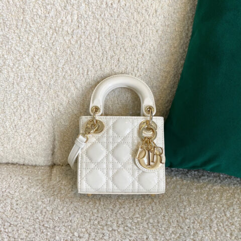 MICRO LADY DIOR BAG 漆皮超迷你三格戴妃包 S0856白色