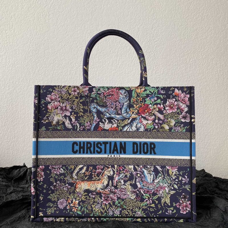 DIOR 大号BOOK TOTE M1286北欧神话多色星座图案