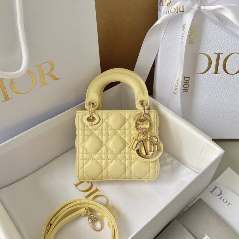 MICRO LADY DIOR BAG 超迷你三格戴妃包 S0856ONGE_M26Y