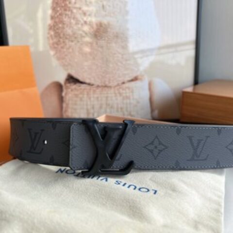 LV/路易威登   2022新款男士40mm腰带