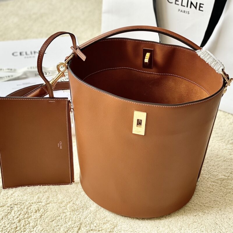 CELINE赛琳Bucket 16 牛皮革全皮水桶包195573