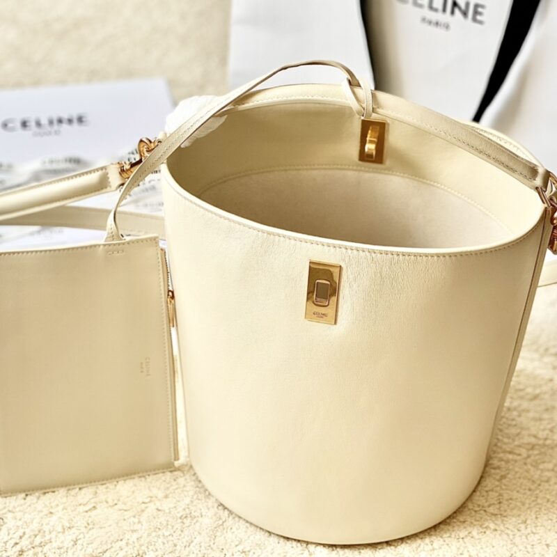 CELINE赛琳Bucket 16 牛皮革全皮水桶包195573