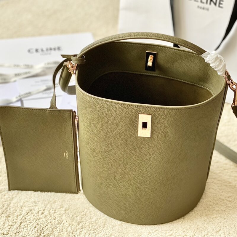 CELINE赛琳Bucket 16 牛皮革全皮水桶包195573