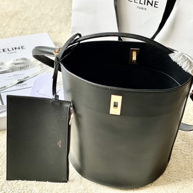 CELINE赛琳Bucket 16 牛皮革全皮水桶包195573
