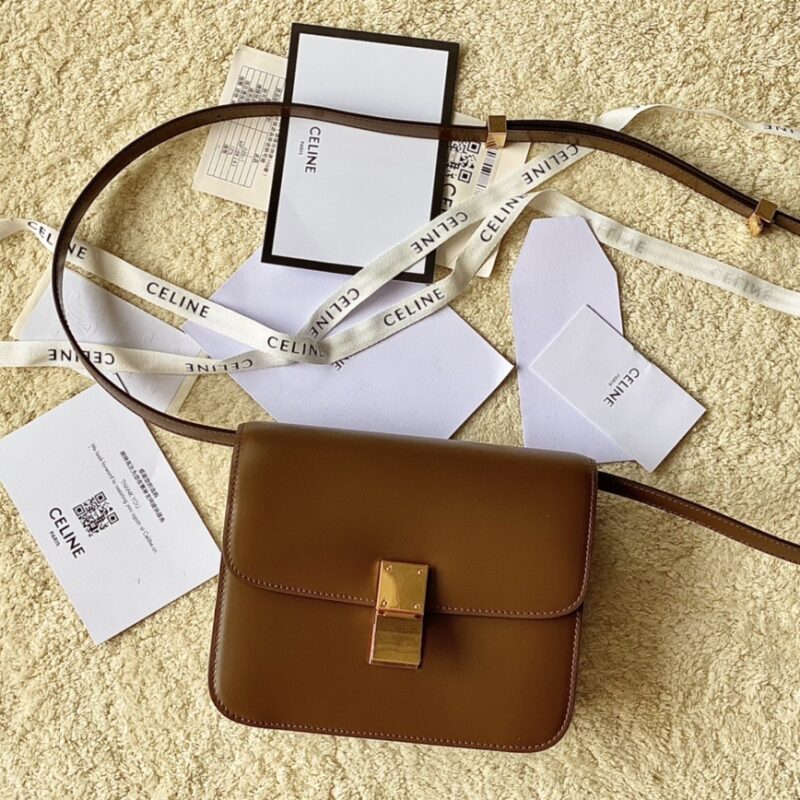 CELINE赛琳自然细牙签纹box牛皮肩背包192523