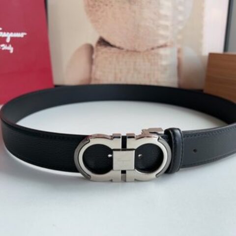 Ferragamo菲拉格慕   Gancini扣男士3.5cm时髦的双面腰带