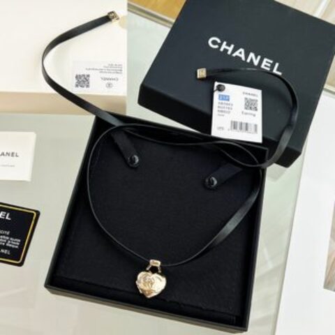 新款☑️CHANEL香奈儿桃心爱心项链
