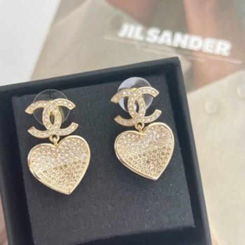 新款☑️CHANEL香奈儿c2双c桃心爱心耳钉耳环
