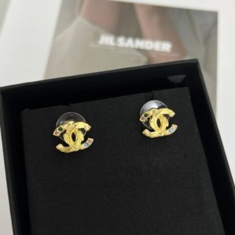 新款☑️CHANEL香奈儿双c耳钉耳环