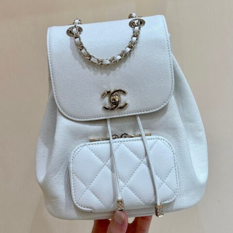 CHANEL 22b 秋冬新款预告系列双肩小背包 AS3530白色