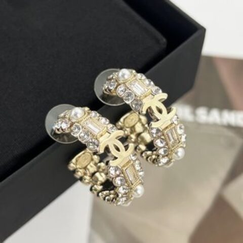 新款☑️CHANEL香奈儿双c方钻耳钉耳环