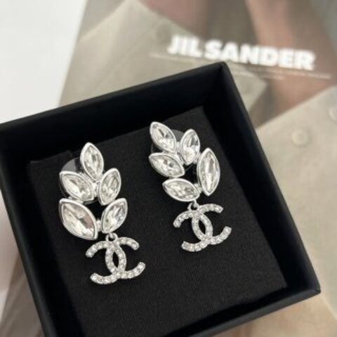 新款☑️CHANEL香奈儿双c麦穗马眼钻耳钉耳环