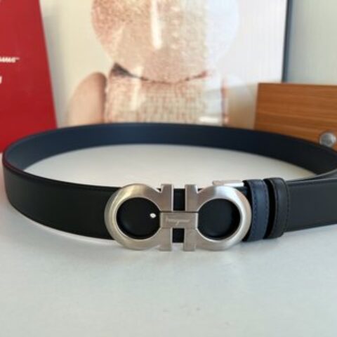 Ferragamo菲拉格慕男士3.5cm精品金属扣进口双面用头层牛皮腰带