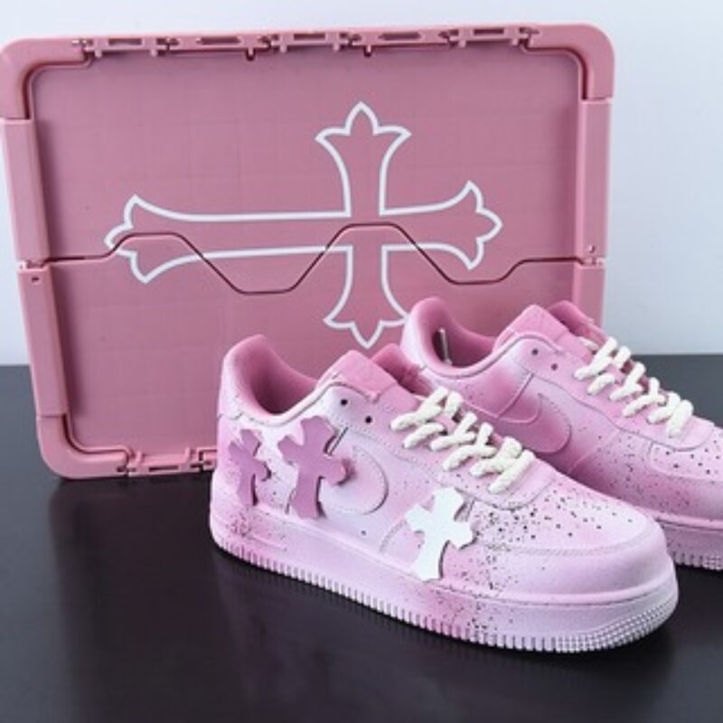 Chrome Hearts X AIR FORCE 1 克罗心联名空军一号 做旧泼墨 “粉” 率先出货 做旧十字架 货号：CW2288-111