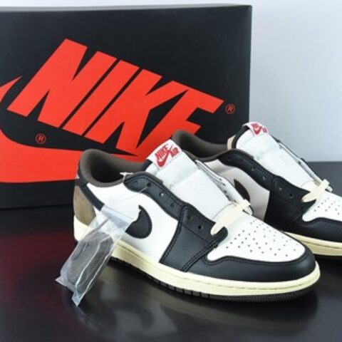 Air Jordan 1 小ts 黑白棕色 Low Dark Mocha 低帮摩卡板鞋 货号：cq4277-105