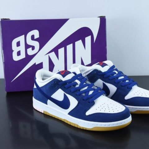 Nike SB Dunk Low PRO PRM 白蓝 洛杉矶道奇低帮男士运动板鞋 货号：DO9395 400