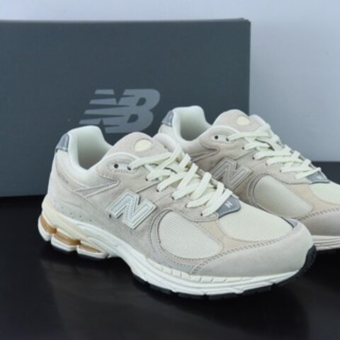 New Balance Refined Future 米灰色 2002系列 复古休闲跑步鞋 纯原版本货号: M2002RCC