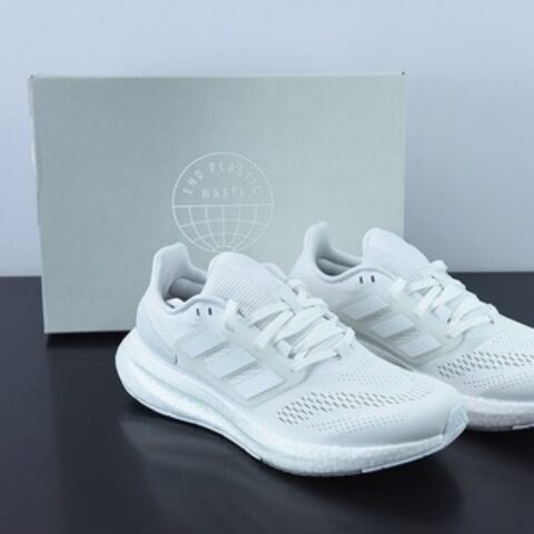 AD PureBoost PB22爆米花缓震跑步鞋 好货：GY4705