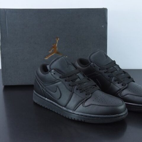 Air Jordan AJ1 Low 低帮系列 纯黑 货号：553558-093