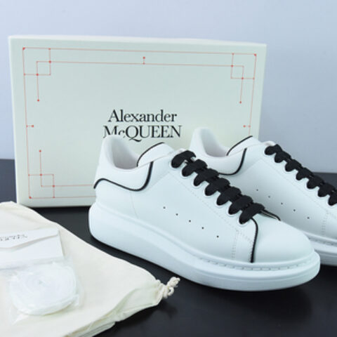 Alexander McQueen 亚历山大麦昆松糕鞋厚底增高小白鞋