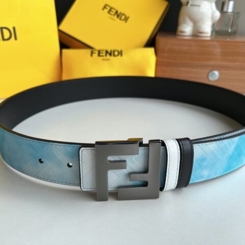 FENDI 芬迪最新非凡创意渐变印花浅蓝色双FF牛皮腰带4.0cm