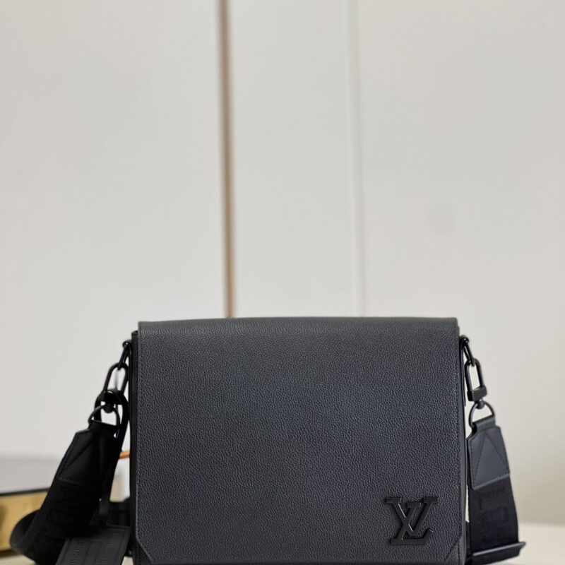 LV M57080 TAKEOFF 邮差包