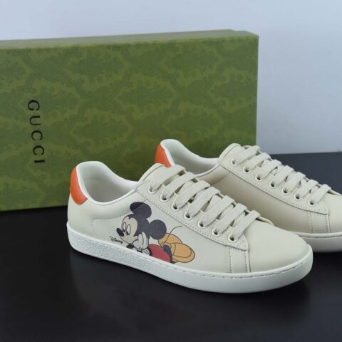 Gucci古驰    小白鞋系列 经典小蜜蜂低帮休闲板鞋