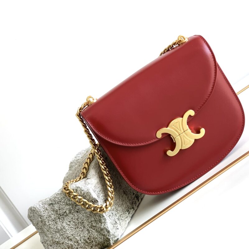 CELINE赛琳新品TEEN BESACE TRIOMPHE链条亮泽牛皮革手袋110413A