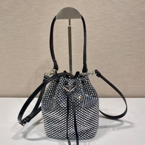 PRADA普拉达水晶水桶包1BE067