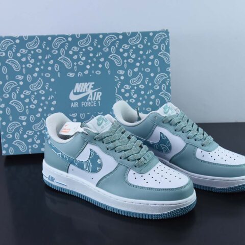 Nike Air Force 1 Low ’07 白蓝色腰果花 配色 空军一号低帮休闲板鞋货号：XM9612-092