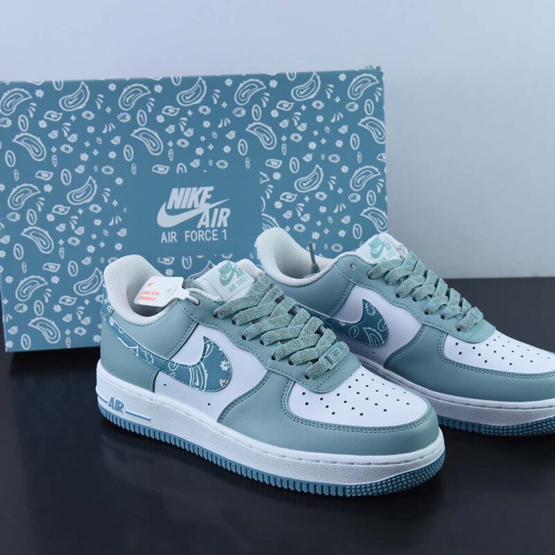 Nike Air Force 1 Low ’07 白蓝色腰果花 配色 空军一号低帮休闲板鞋货号：XM9612-092