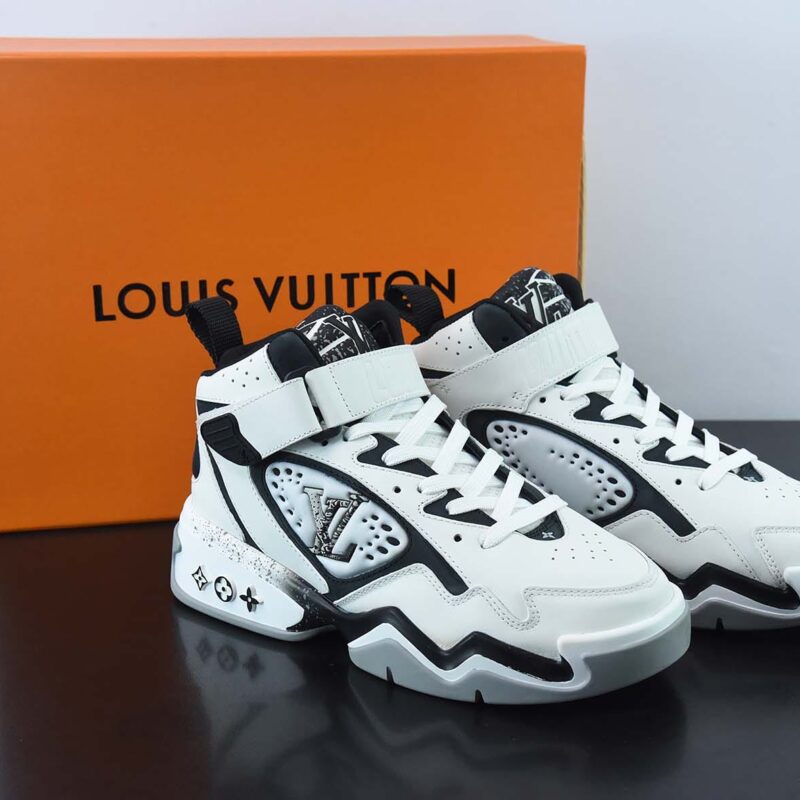 Louis Vuitton 路易威登 LV Trainer 2 该款受复古篮球鞋