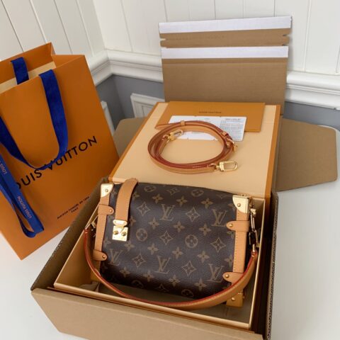 LV M46358 SIDE TRUNK BAG