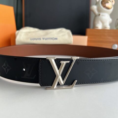 LV/路易威登   黑花男款双面PYRAMIDE小牛皮棕色腰带