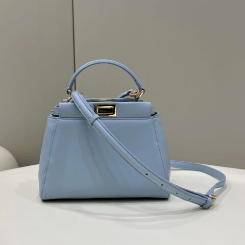 FENDI芬迪南非绵羊皮CPEEKABOO手袋8315