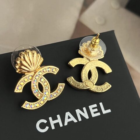 新款☑️CHANEL香奈儿c1双c金色贝壳耳钉耳环