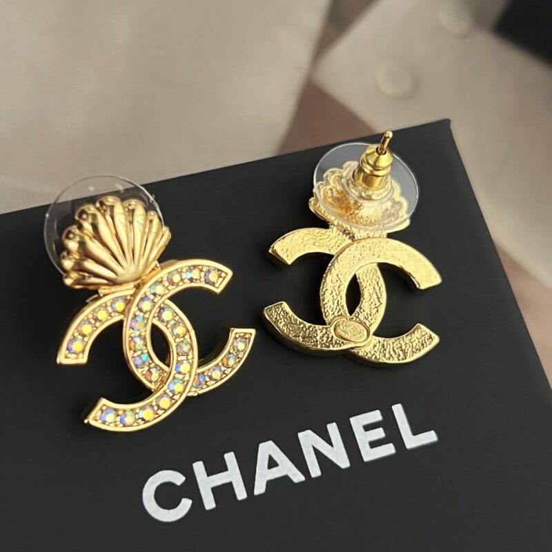 新款☑️CHANEL香奈儿c1双c金色贝壳耳钉耳环