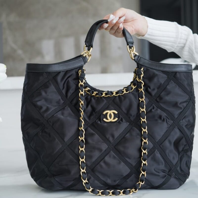 CHANEL 22P 春夏新品尼龙链条购物袋 AS2993