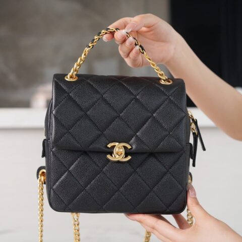 CHANEL 22P 复古黑双肩包 AS3108 B07628 94305