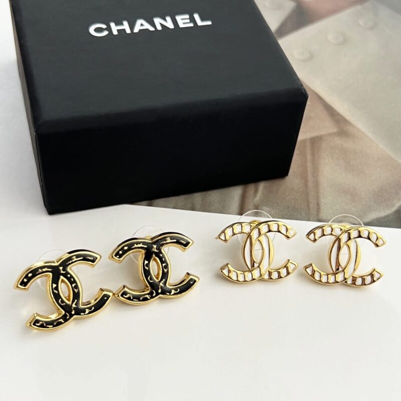 新款☑️CHANEL香奈儿c1双c白色波浪黑色金边耳钉耳环